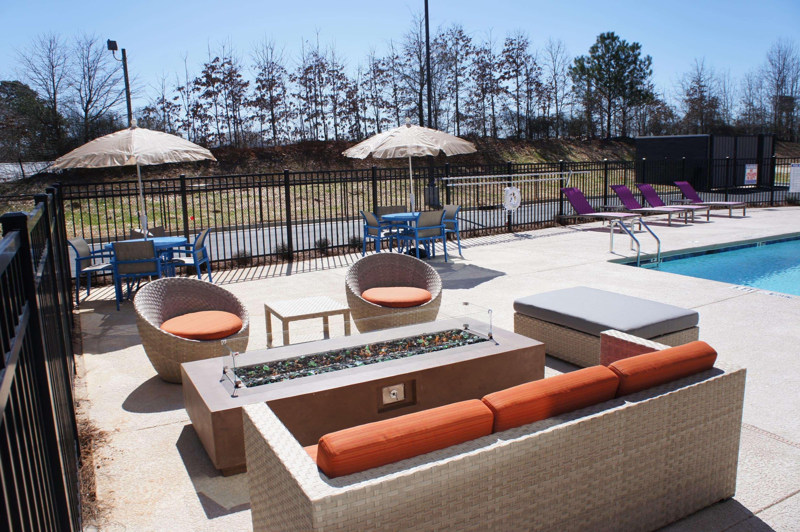 La Quinta Inn & Suites By Wyndham Braselton Kültér fotó