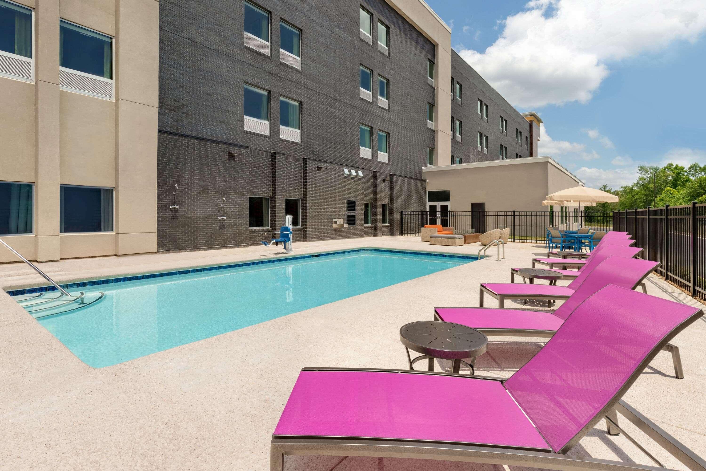 La Quinta Inn & Suites By Wyndham Braselton Kültér fotó