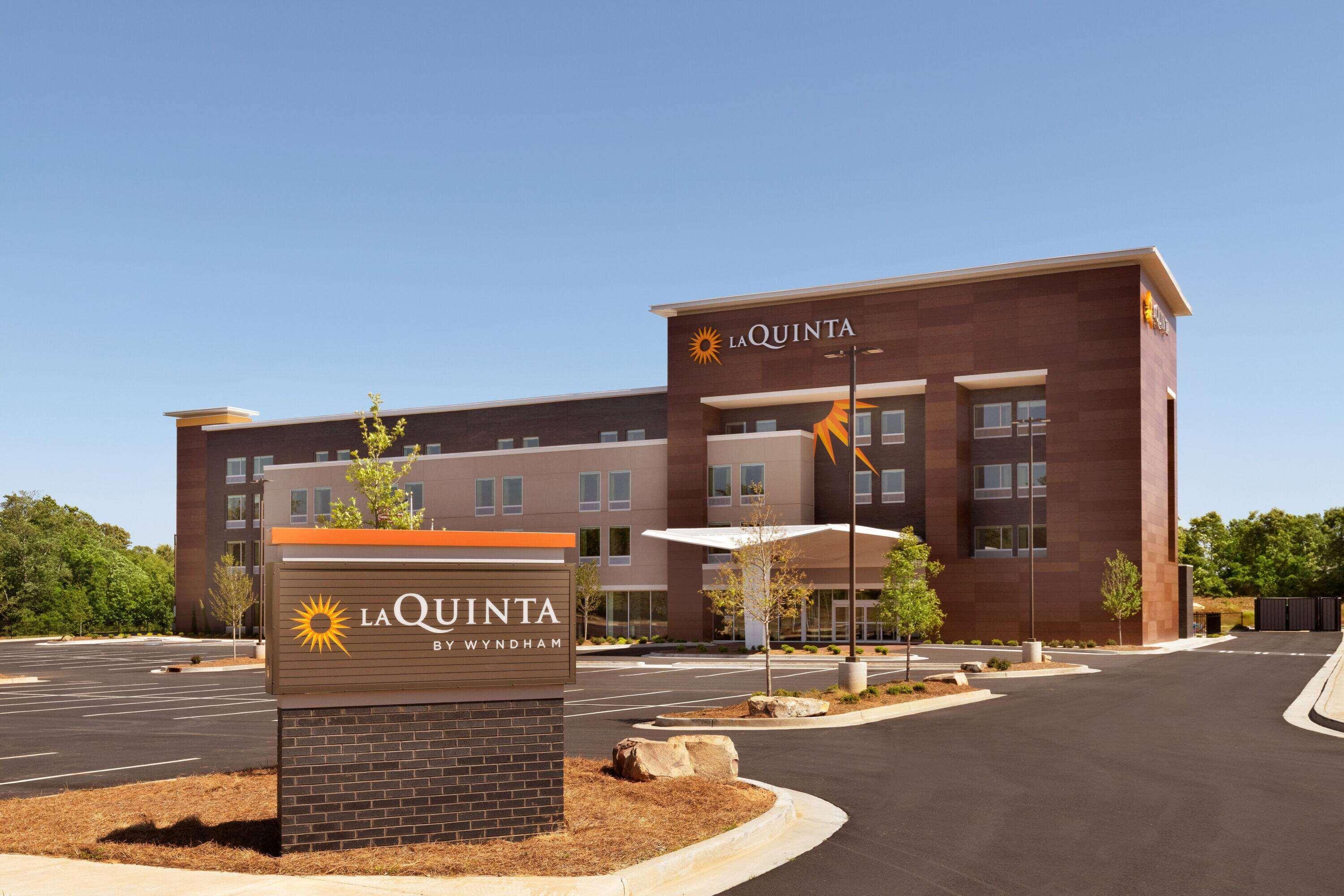 La Quinta Inn & Suites By Wyndham Braselton Kültér fotó